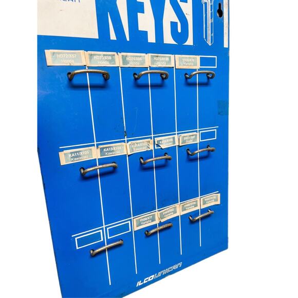 Vintage ILCO Unican Key Holder Display Rack - Picture 2 of 6